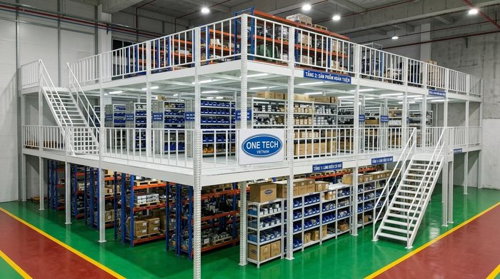 Kệ sàn mezzanine cho kho vật tư Dung Quất Hệ kệ sàn mezzanine cho kho vật tư tại khu vực Dung Quất