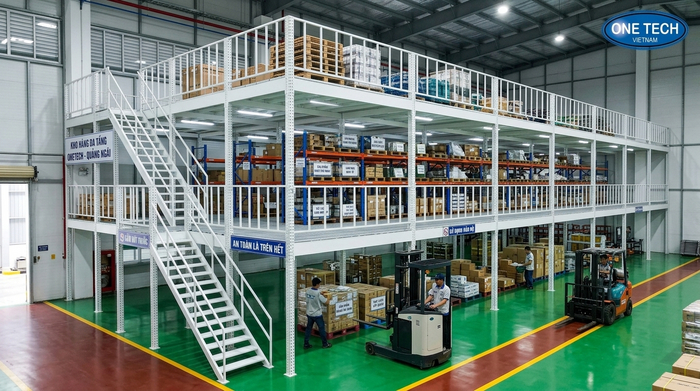 Kệ sàn mezzanine Quảng Ngãi cho kho công nghiệp Kệ sàn mezzanine Quảng Ngãi trong kho công nghiệp cao tầng