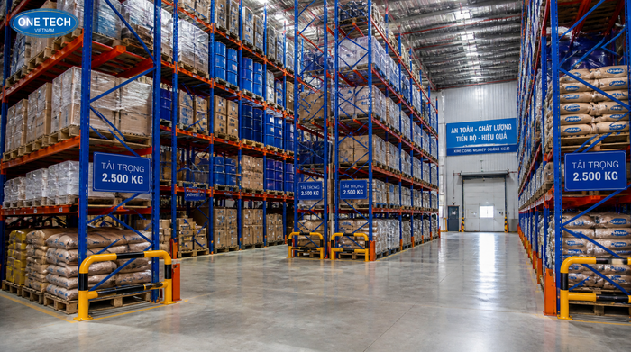 Kệ pallet racking cho kho công nghiệp Quảng Ngãi Kệ pallet racking cho kho trong khu công nghiệp Quảng Ngãi